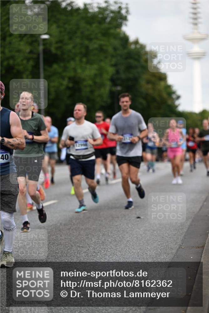 29.06.2025 - hella hamburg halbmarathon Dr. Thomas Lammeyer http://msf.ph/oto/8162362 29.06.2025 10:08:44 Kennedybrücke 1316, 1377, 1674, 2011, 2463, 2698, 3413, 3994, 4146, 4904, 5354, 5365, 5976, 6311, 6709, 8089, 8217, 9280, 10213, 10756, 10962 meine-sportfotos.de