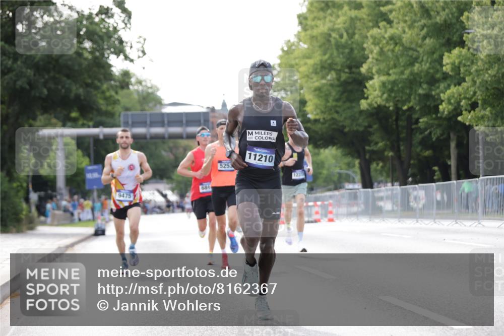 29.06.2025 - hella hamburg halbmarathon Jannik Wohlers http://msf.ph/oto/8162367 29.06.2025 09:40:09 Lombardsbrücke 34, 54, 5253, 6530, 6816, 9151, 9447, 9475, 11210, 12373, 12678, 14302, 16068, 16245, 16988, 18930 meine-sportfotos.de