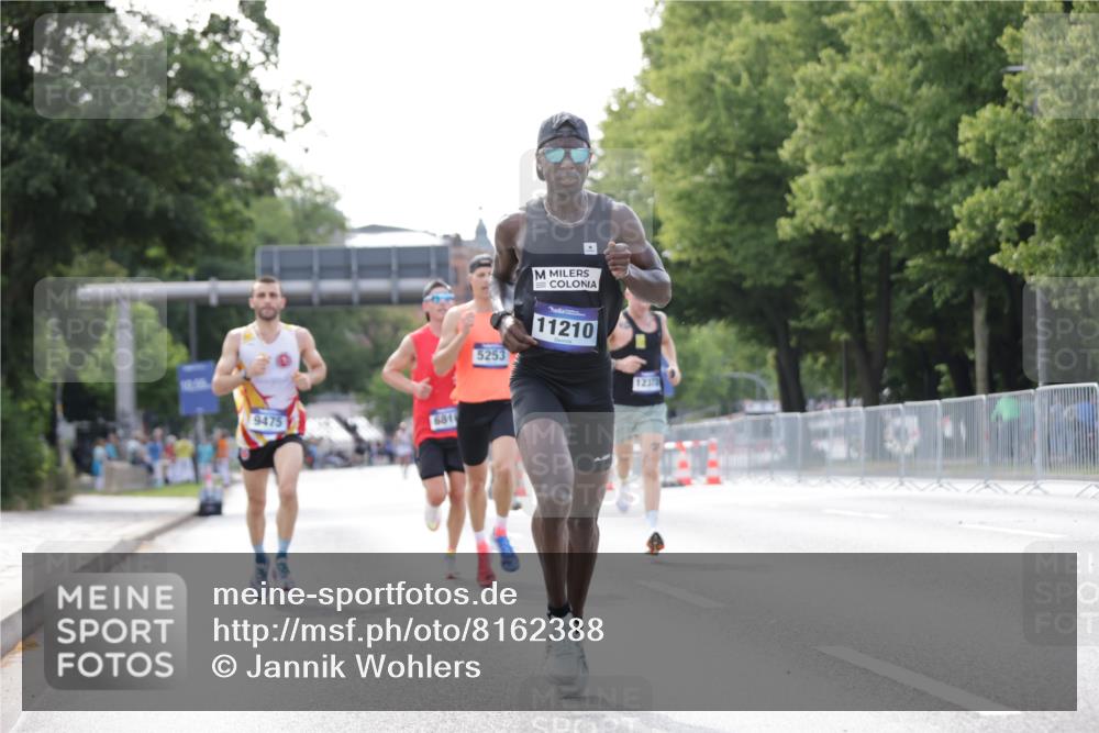 29.06.2025 - hella hamburg halbmarathon Jannik Wohlers http://msf.ph/oto/8162388 29.06.2025 09:40:09 Lombardsbrücke 34, 54, 5253, 6530, 6816, 9151, 9447, 9475, 11210, 12373, 12678, 14302, 16068, 16245, 16988, 18930 meine-sportfotos.de