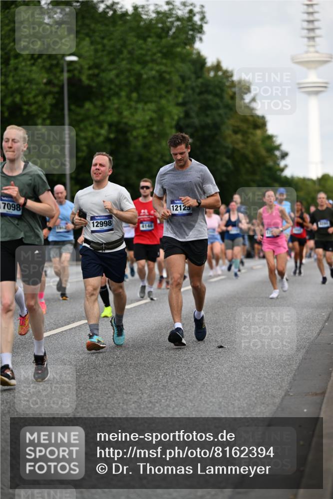 29.06.2025 - hella hamburg halbmarathon Dr. Thomas Lammeyer http://msf.ph/oto/8162394 29.06.2025 10:08:45 Kennedybrücke 1316, 1377, 1674, 2011, 2463, 2698, 3413, 3994, 4146, 4904, 5354, 5365, 5976, 6311, 6709, 8089, 8217, 9280, 10100, 10213, 10709, 10962 meine-sportfotos.de