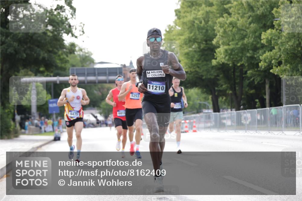 29.06.2025 - hella hamburg halbmarathon Jannik Wohlers http://msf.ph/oto/8162409 29.06.2025 09:40:09 Lombardsbrücke 34, 54, 5253, 6530, 6816, 9151, 9447, 9475, 11210, 12373, 12678, 14302, 16068, 16245, 16988, 18930 meine-sportfotos.de