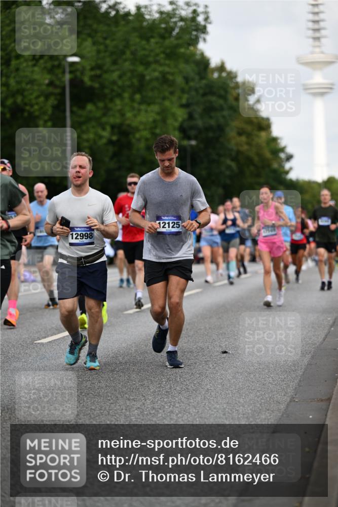 29.06.2025 - hella hamburg halbmarathon Dr. Thomas Lammeyer http://msf.ph/oto/8162466 29.06.2025 10:08:46 Kennedybrücke 1316, 1377, 1559, 1674, 2011, 2463, 2698, 3413, 3994, 4146, 4904, 5354, 5365, 6311, 8089, 8217, 9280, 10100, 10213, 10709, 10962 meine-sportfotos.de