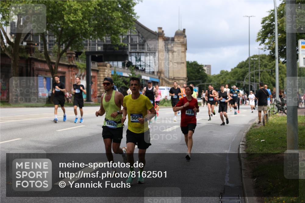 29.06.2025 - hella hamburg halbmarathon Yannick Fuchs http://msf.ph/oto/8162501 29.06.2025 10:39:32 20KM 1171, 1424, 2098, 2188, 2470, 2890, 2970, 3785, 3917, 4270, 4915, 4997, 5047, 5623, 6266, 6375, 6575, 6819, 7087, 7167, 7325, 7709, 7843, 8871, 9030, 9710, 9720, 10064, 10313, 10741, 11688, 12154, 12161, 12528, 12643, 12783, 13919, 15334, 15365, 15651, 15666, 15760, 16058, 16617, 16685, 16689, 16725, 16803, 16834, 17381, 17382, 17544, 17960, 18055, 18407, 18631, 18638, 18689, 18718, 19116 meine-sportfotos.de