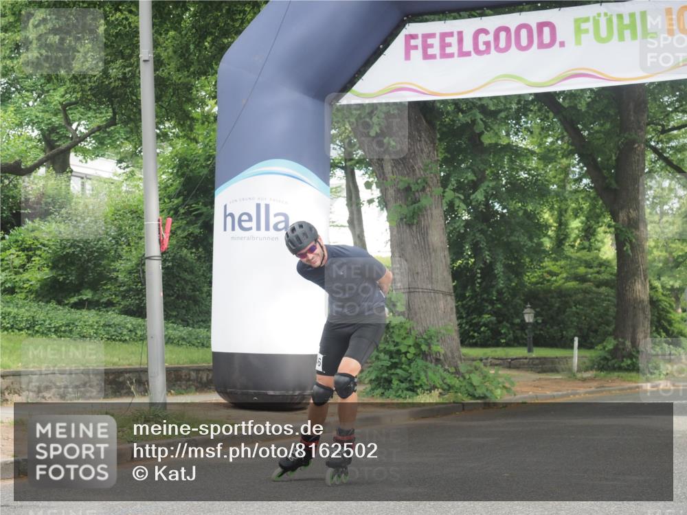 29.06.2025 - hella hamburg halbmarathon KatJ http://msf.ph/oto/8162502 29.06.2025 09:12:42 Zwischen KM18-KM19  meine-sportfotos.de
