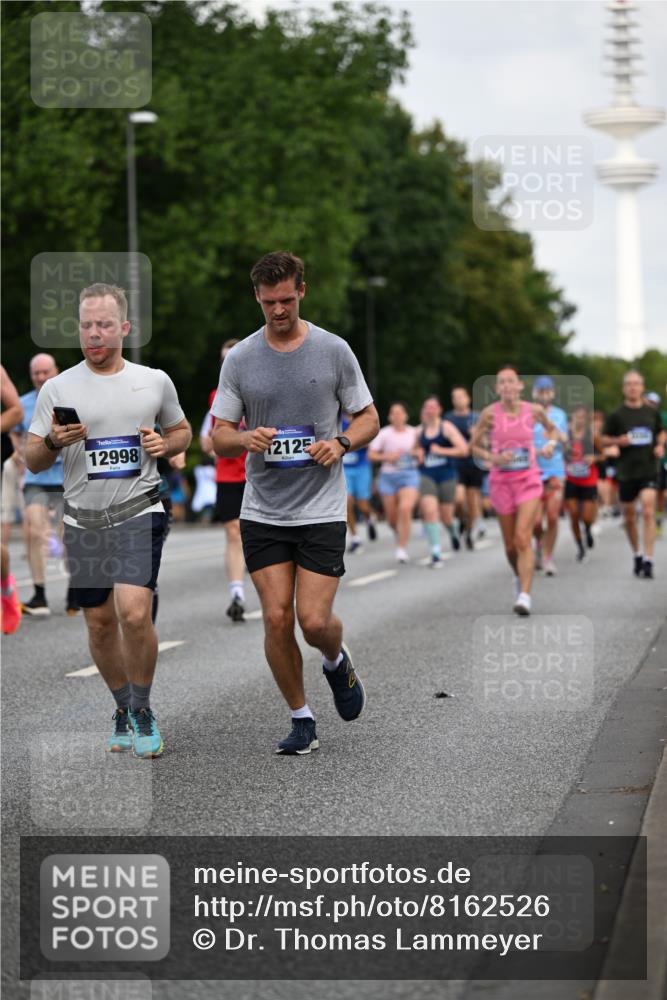 29.06.2025 - hella hamburg halbmarathon Dr. Thomas Lammeyer http://msf.ph/oto/8162526 29.06.2025 10:08:46 Kennedybrücke 1316, 1377, 1559, 1674, 2011, 2463, 2698, 3413, 3994, 4146, 4904, 5354, 5365, 6311, 8089, 8217, 9280, 10100, 10213, 10709, 10962 meine-sportfotos.de