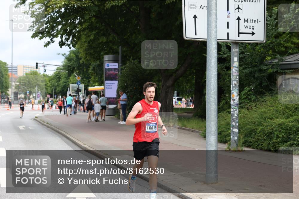 29.06.2025 - hella hamburg halbmarathon Yannick Fuchs http://msf.ph/oto/8162530 29.06.2025 10:21:25 20KM 9565, 13779, 14728, 16615, 17258, 18692, 19076 meine-sportfotos.de