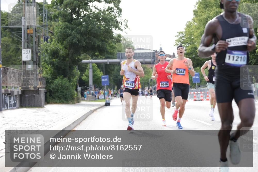 29.06.2025 - hella hamburg halbmarathon Jannik Wohlers http://msf.ph/oto/8162557 29.06.2025 09:40:10 Lombardsbrücke 34, 54, 5253, 6530, 6816, 9151, 9447, 9475, 11210, 12373, 12678, 14302, 16068, 16245, 16988, 18930 meine-sportfotos.de
