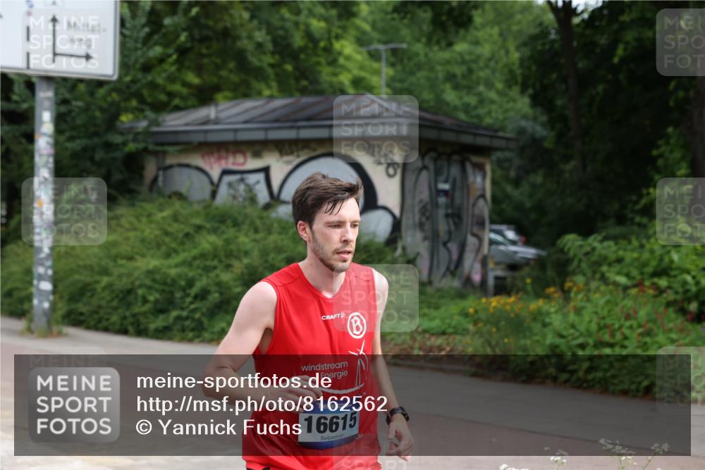29.06.2025 - hella hamburg halbmarathon Yannick Fuchs http://msf.ph/oto/8162562 29.06.2025 10:21:27 20KM 7380, 9565, 13779, 14728, 16615, 17258, 18692, 19076 meine-sportfotos.de