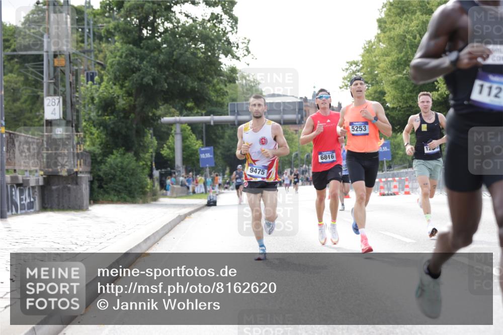 29.06.2025 - hella hamburg halbmarathon Jannik Wohlers http://msf.ph/oto/8162620 29.06.2025 09:40:10 Lombardsbrücke 34, 54, 5253, 6530, 6816, 9151, 9447, 9475, 11210, 12373, 12678, 14302, 16068, 16245, 16988, 18930 meine-sportfotos.de
