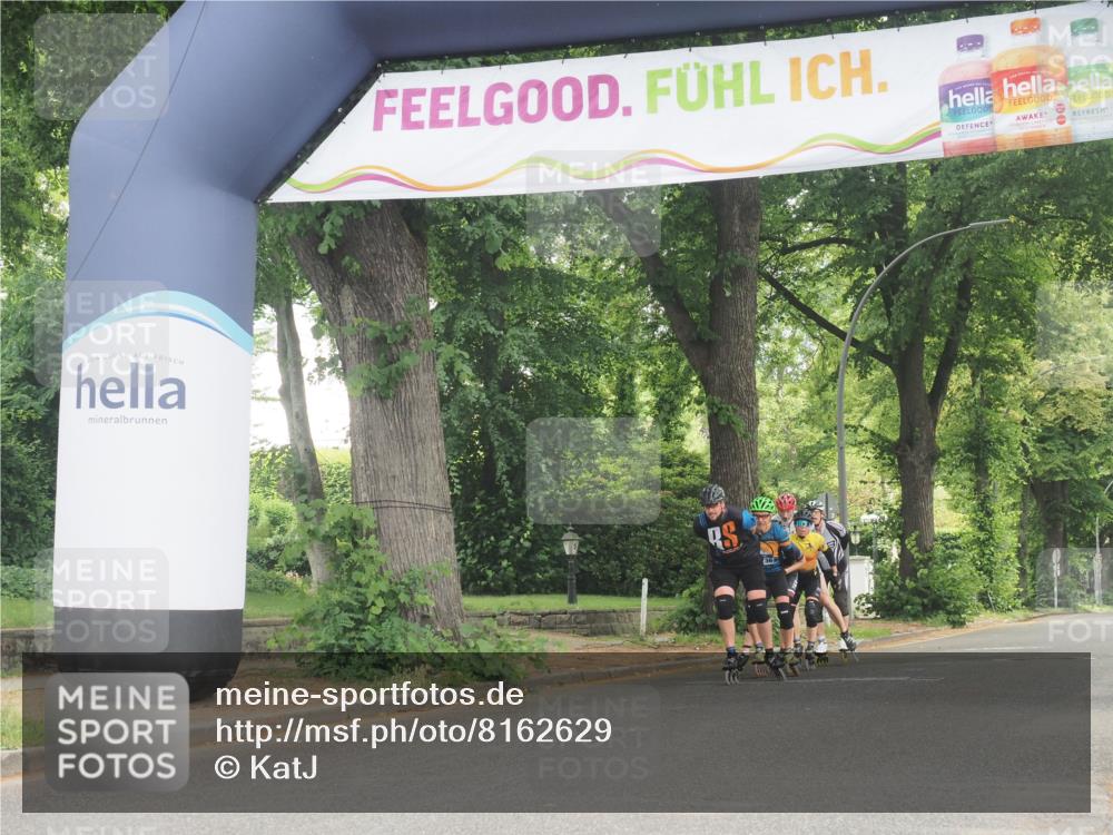 29.06.2025 - hella hamburg halbmarathon KatJ http://msf.ph/oto/8162629 29.06.2025 09:13:23 Zwischen KM18-KM19  meine-sportfotos.de