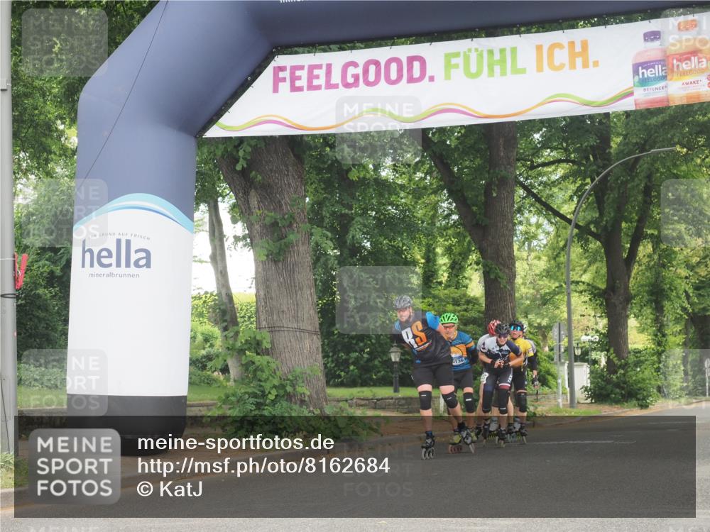 29.06.2025 - hella hamburg halbmarathon KatJ http://msf.ph/oto/8162684 29.06.2025 09:13:24 Zwischen KM18-KM19  meine-sportfotos.de