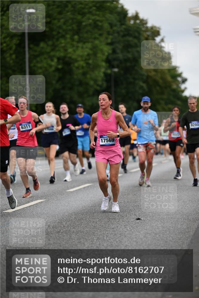 29.06.2025 - hella hamburg halbmarathon Dr. Thomas Lammeyer http://msf.ph/oto/8162707 29.06.2025 10:08:48 Kennedybrücke 1126, 1316, 1377, 1559, 1674, 2011, 2463, 2698, 3413, 3994, 4146, 4904, 5354, 5365, 6311, 8089, 8217, 9280, 10100, 10213, 10709, 10834, 10962 meine-sportfotos.de