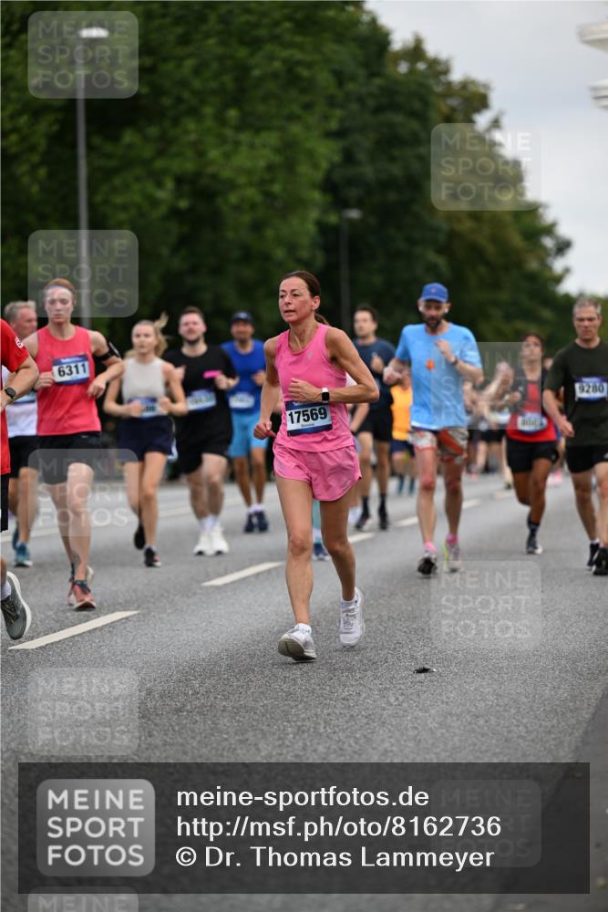 29.06.2025 - hella hamburg halbmarathon Dr. Thomas Lammeyer http://msf.ph/oto/8162736 29.06.2025 10:08:48 Kennedybrücke 1126, 1316, 1377, 1559, 1674, 2011, 2463, 2698, 3413, 3994, 4146, 4904, 5354, 5365, 6311, 8089, 8217, 9280, 10100, 10213, 10709, 10834, 10962 meine-sportfotos.de