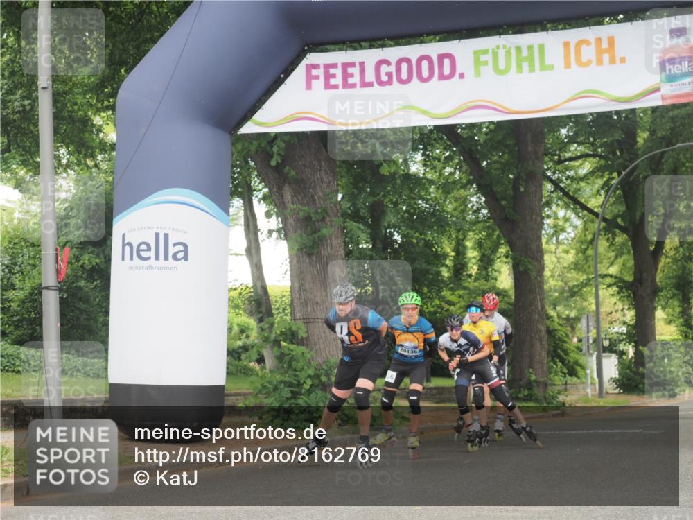 29.06.2025 - hella hamburg halbmarathon KatJ http://msf.ph/oto/8162769 29.06.2025 09:13:24 Zwischen KM18-KM19  meine-sportfotos.de