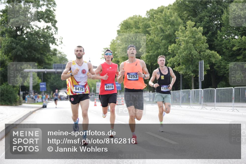 29.06.2025 - hella hamburg halbmarathon Jannik Wohlers http://msf.ph/oto/8162816 29.06.2025 09:40:11 Lombardsbrücke 34, 54, 5253, 6530, 6816, 9151, 9447, 9475, 11210, 11829, 12373, 12678, 14302, 16068, 16245, 16988, 18930 meine-sportfotos.de