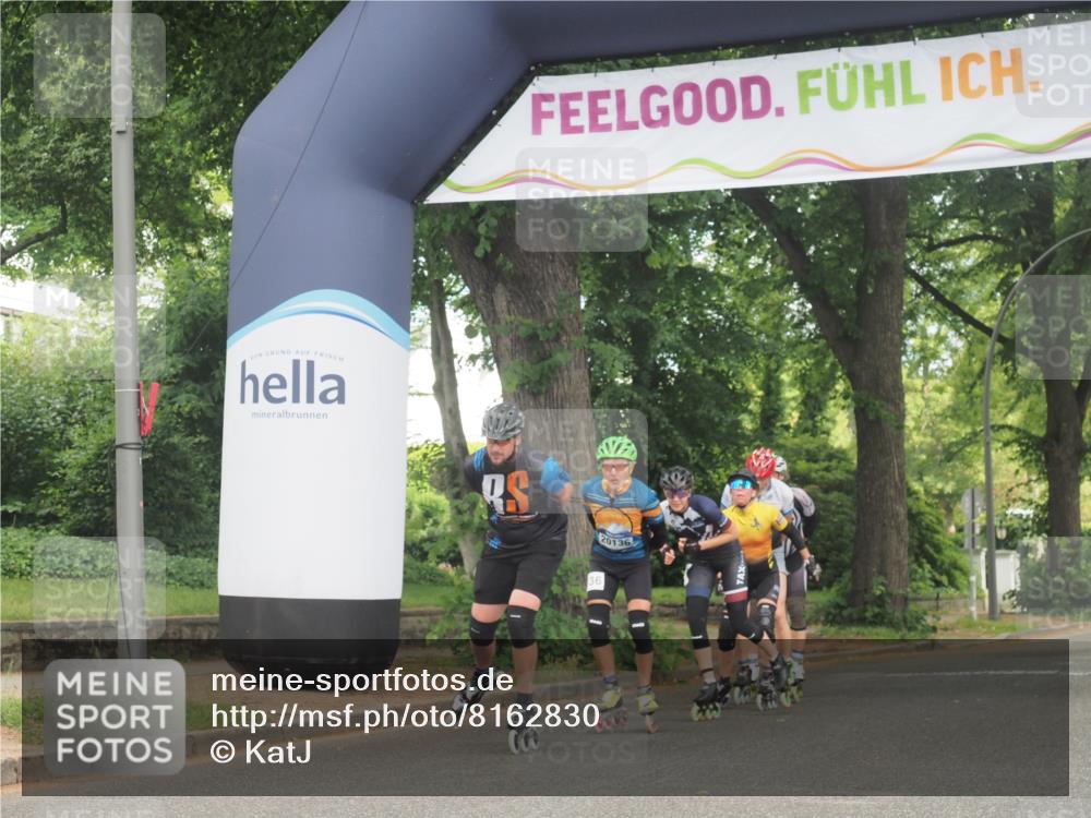 29.06.2025 - hella hamburg halbmarathon KatJ http://msf.ph/oto/8162830 29.06.2025 09:13:24 Zwischen KM18-KM19  meine-sportfotos.de