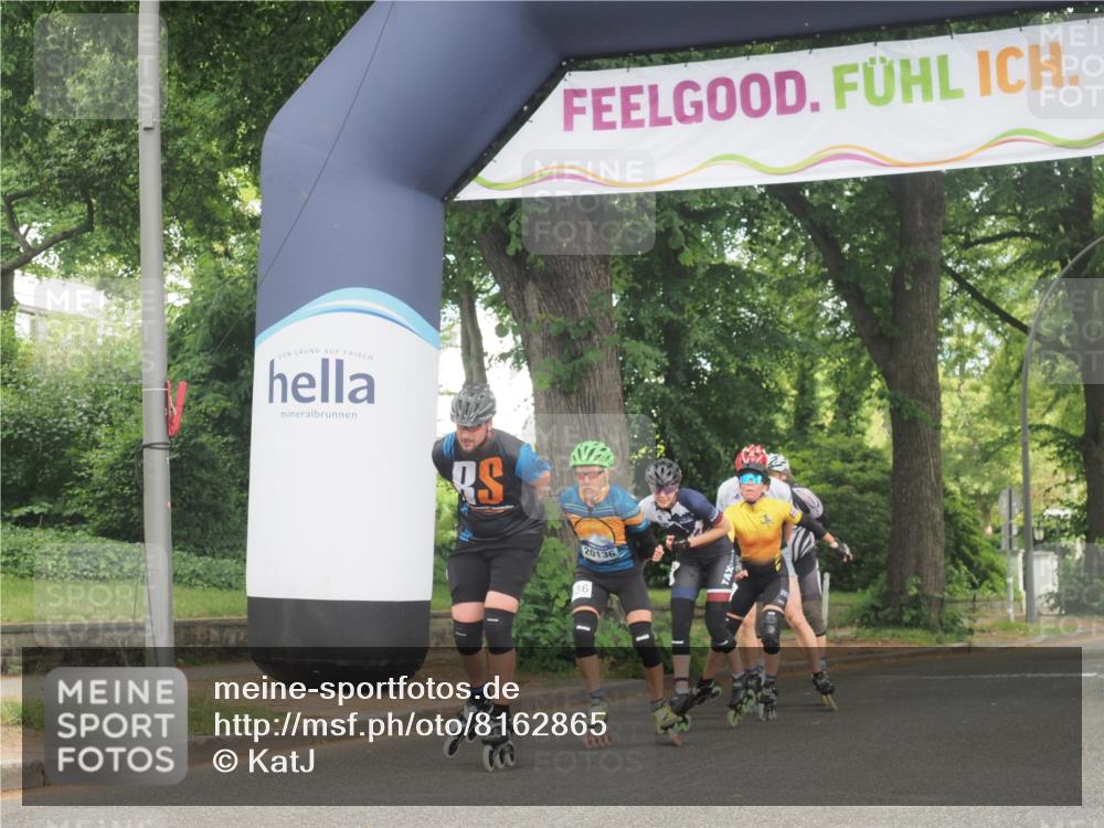 29.06.2025 - hella hamburg halbmarathon KatJ http://msf.ph/oto/8162865 29.06.2025 09:13:25 Zwischen KM18-KM19  meine-sportfotos.de