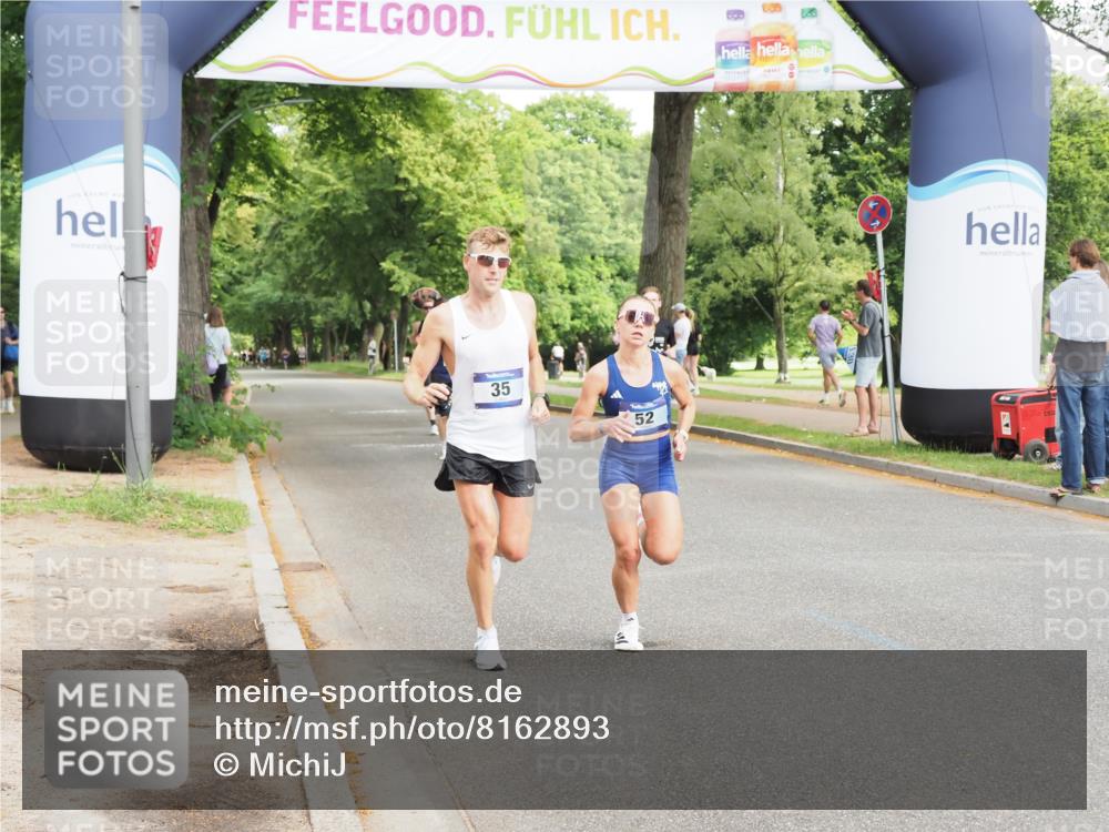 29.06.2025 - hella hamburg halbmarathon MichiJ http://msf.ph/oto/8162893 29.06.2025 10:12:40 Zwischen KM18-KM19 35, 52, 9475, 16548, 17886 meine-sportfotos.de