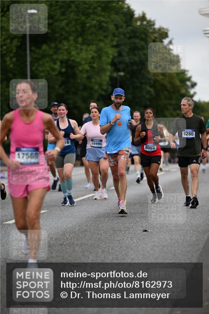 29.06.2025 - hella hamburg halbmarathon Dr. Thomas Lammeyer http://msf.ph/oto/8162973 29.06.2025 10:08:50 Kennedybrücke 1126, 1316, 1559, 2011, 2424, 2463, 2698, 2852, 3413, 3994, 4146, 4293, 4538, 4904, 5365, 6311, 8089, 8217, 9280, 10100, 10213, 10709, 10834, 10962 meine-sportfotos.de