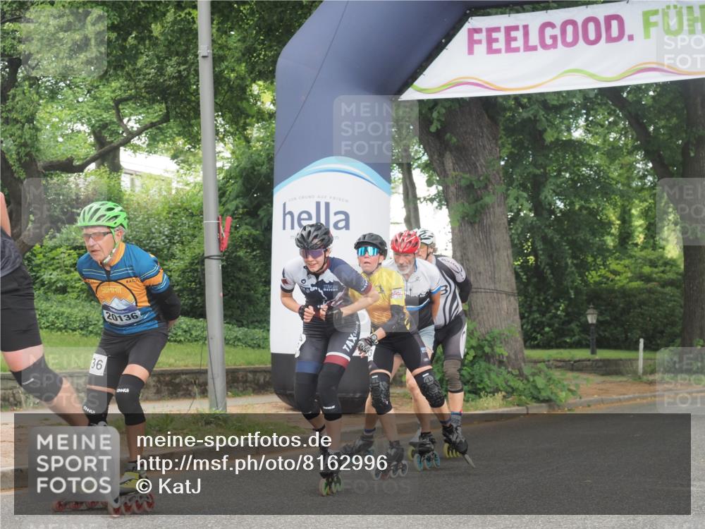 29.06.2025 - hella hamburg halbmarathon KatJ http://msf.ph/oto/8162996 29.06.2025 09:13:25 Zwischen KM18-KM19  meine-sportfotos.de