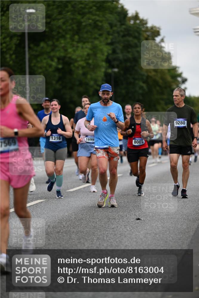 29.06.2025 - hella hamburg halbmarathon Dr. Thomas Lammeyer http://msf.ph/oto/8163004 29.06.2025 10:08:50 Kennedybrücke 1126, 1316, 1559, 2011, 2424, 2463, 2698, 2852, 3413, 3994, 4146, 4293, 4538, 4904, 5365, 6311, 8089, 8217, 9280, 10100, 10213, 10709, 10834, 10962 meine-sportfotos.de