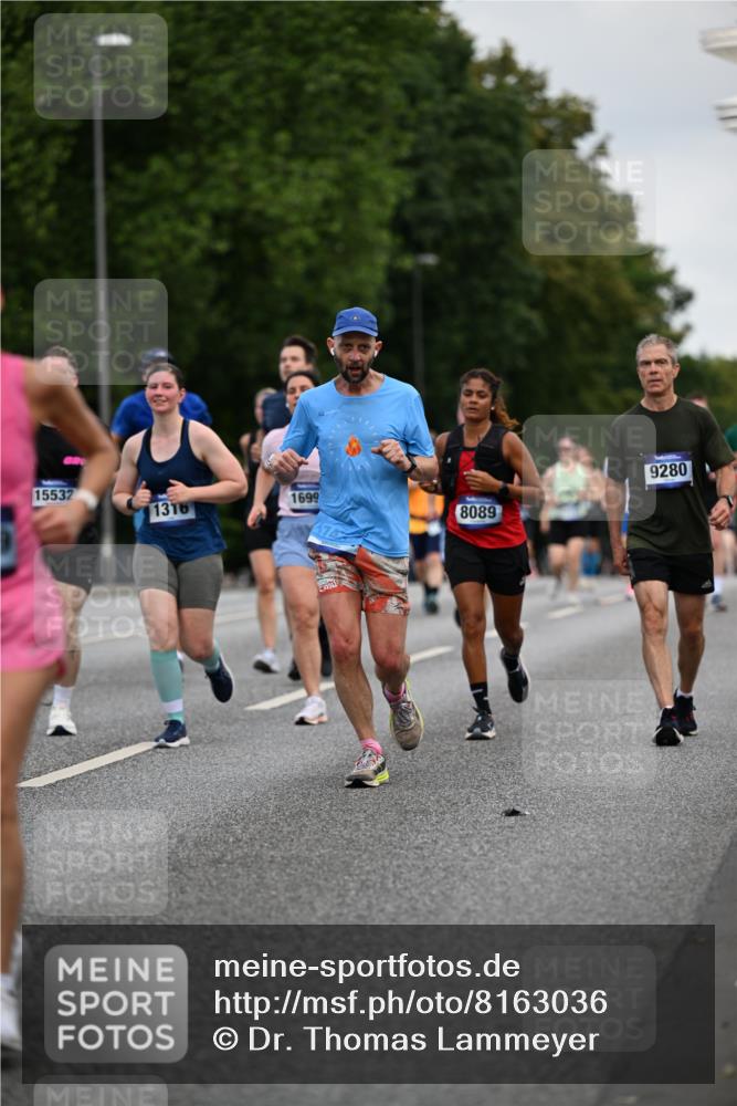 29.06.2025 - hella hamburg halbmarathon Dr. Thomas Lammeyer http://msf.ph/oto/8163036 29.06.2025 10:08:51 Kennedybrücke 1126, 1316, 1559, 2011, 2424, 2463, 2698, 2852, 3994, 4146, 4293, 4538, 4904, 6311, 7017, 8089, 8217, 9280, 10100, 10213, 10709, 10834, 10962 meine-sportfotos.de