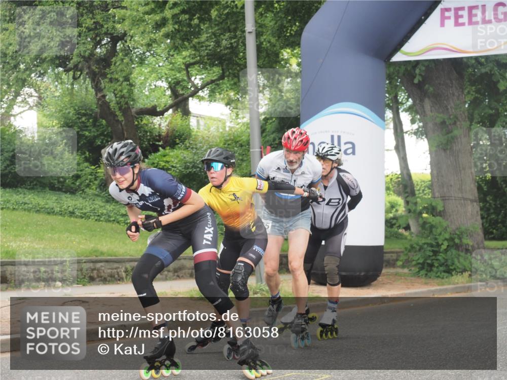 29.06.2025 - hella hamburg halbmarathon KatJ http://msf.ph/oto/8163058 29.06.2025 09:13:26 Zwischen KM18-KM19  meine-sportfotos.de