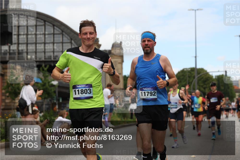 29.06.2025 - hella hamburg halbmarathon Yannick Fuchs http://msf.ph/oto/8163269 29.06.2025 11:17:58 20KM 1131, 1269, 2886, 2901, 3837, 4395, 4697, 5035, 5063, 5079, 6872, 6977, 7169, 7188, 7190, 7248, 7370, 7672, 7891, 7978, 8085, 8892, 9635, 10041, 10065, 10977, 11792, 11803, 13366, 13386, 13453, 13500, 14024, 14055, 14240, 14633, 14901, 14903, 15343, 15569, 15952, 15955, 16154, 16586, 16600, 16781, 16791, 16833, 16991, 17490, 17559, 17699, 18007, 18046, 18362, 18417, 18620 meine-sportfotos.de