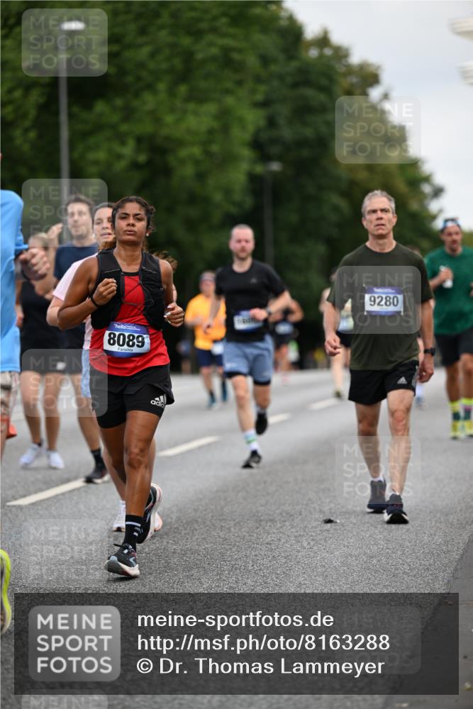 29.06.2025 - hella hamburg halbmarathon Dr. Thomas Lammeyer http://msf.ph/oto/8163288 29.06.2025 10:08:53 Kennedybrücke 1126, 1316, 1347, 1559, 2011, 2424, 2463, 2540, 2698, 2852, 3994, 4146, 4293, 4538, 4904, 6311, 7017, 8089, 8217, 9280, 10100, 10213, 10709, 10834, 10962 meine-sportfotos.de