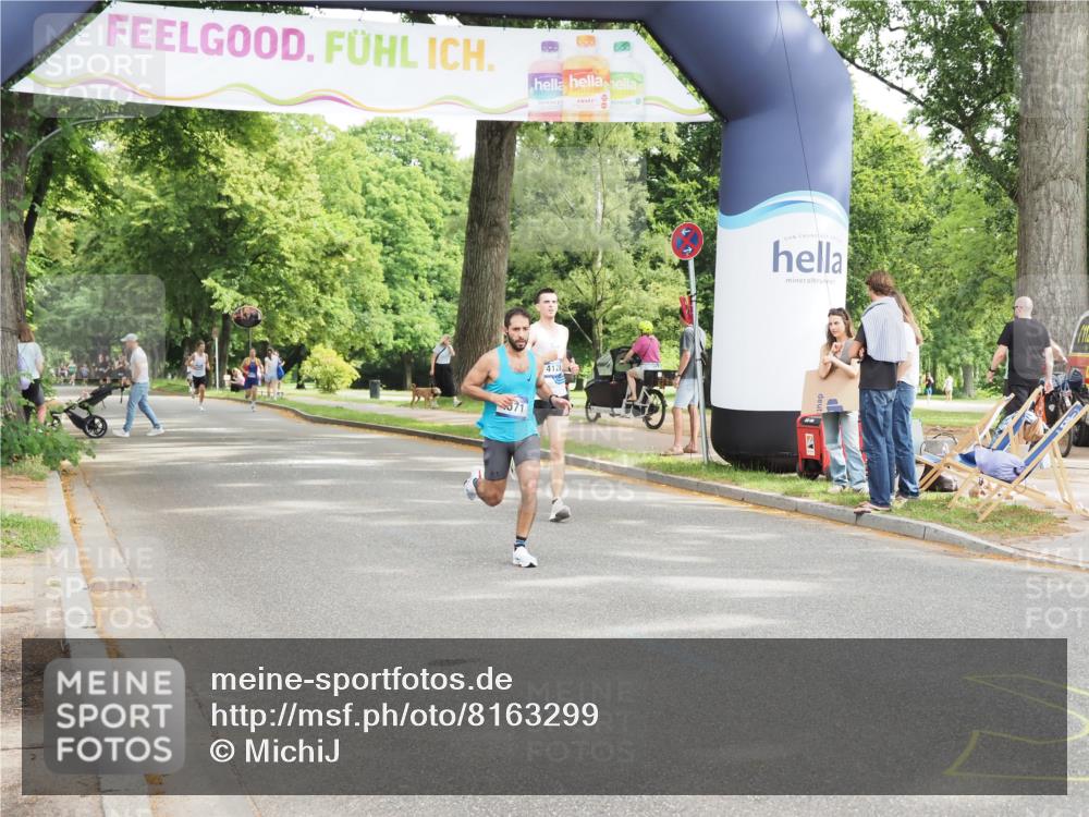 29.06.2025 - hella hamburg halbmarathon MichiJ http://msf.ph/oto/8163299 29.06.2025 10:13:03 Zwischen KM18-KM19 4571 meine-sportfotos.de
