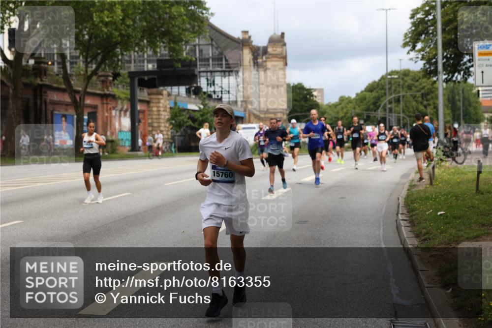 29.06.2025 - hella hamburg halbmarathon Yannick Fuchs http://msf.ph/oto/8163355 29.06.2025 10:39:43 20KM 2098, 2188, 2367, 2470, 3785, 4997, 5623, 5648, 5706, 6054, 6375, 6819, 6831, 7087, 7167, 7325, 7709, 7843, 8871, 9105, 9710, 9720, 10064, 10741, 11291, 11688, 11821, 12154, 12161, 12643, 12783, 13919, 14374, 15365, 15636, 15651, 15666, 15760, 16617, 16685, 16689, 16725, 16834, 17544, 17960, 18055, 18185, 18407, 18638, 18689, 18862, 19116 meine-sportfotos.de