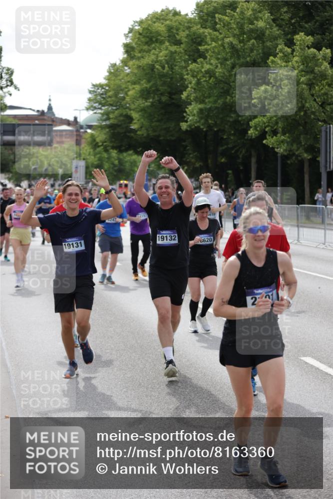 29.06.2025 - hella hamburg halbmarathon Jannik Wohlers http://msf.ph/oto/8163360 29.06.2025 10:20:20 Lombardsbrücke 1011, 2053, 2101, 2325, 2834, 2923, 2945, 3247, 3733, 3781, 4288, 4422, 4754, 4869, 5625, 6608, 8113, 8940, 9981, 10050, 10350, 11100, 11145, 11995, 12844, 14138, 14157, 14246, 14342, 14344, 14500, 14502, 14503, 14610, 14611, 14615, 14670, 15244, 15513, 16135, 16254, 16638, 16950, 17095, 17155, 17581, 17832, 17987, 18007, 18141, 18423, 18620, 18908, 19014, 19124, 19125, 19131, 19132 meine-sportfotos.de