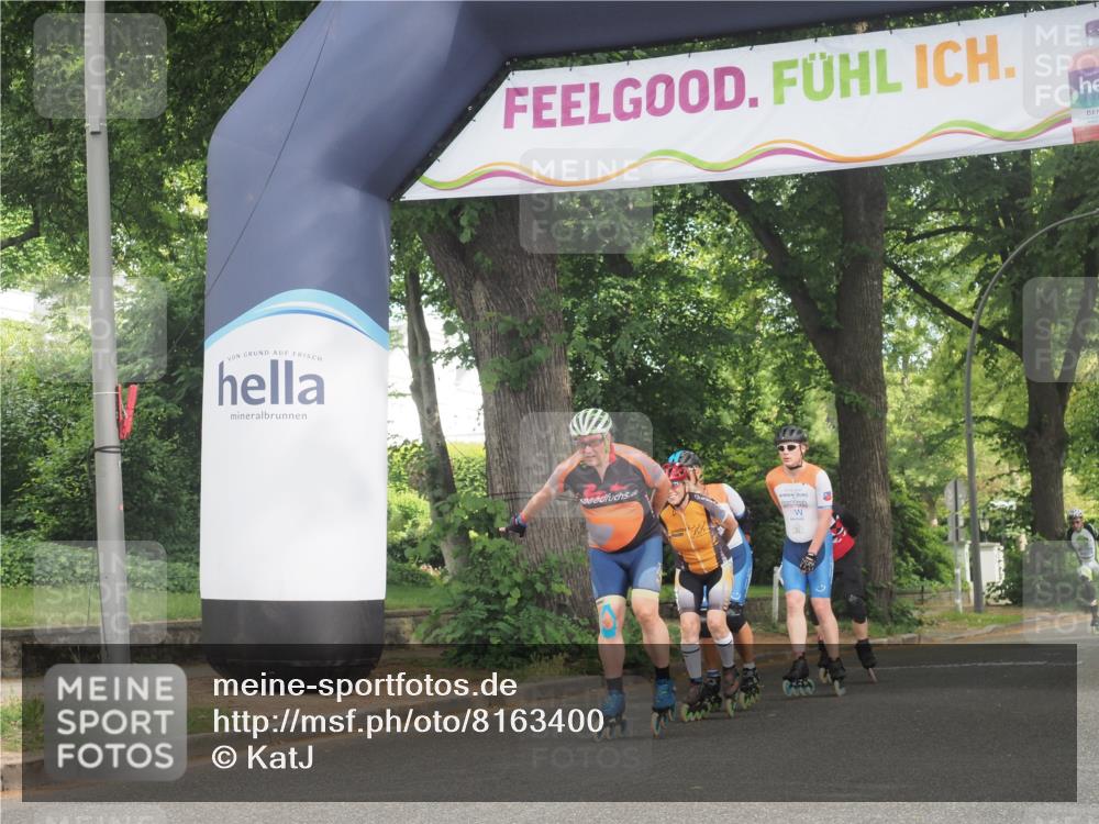 29.06.2025 - hella hamburg halbmarathon KatJ http://msf.ph/oto/8163400 29.06.2025 09:13:32 Zwischen KM18-KM19  meine-sportfotos.de