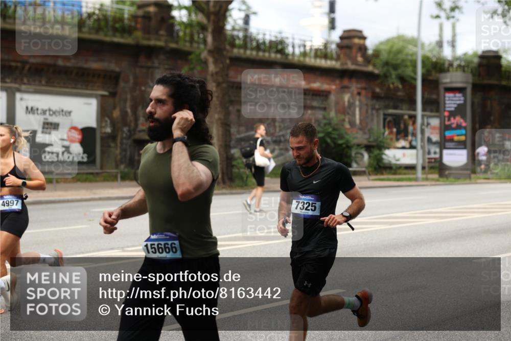 29.06.2025 - hella hamburg halbmarathon Yannick Fuchs http://msf.ph/oto/8163442 29.06.2025 10:39:44 20KM 2188, 2367, 2470, 4997, 5623, 5648, 5706, 6054, 6375, 6819, 6831, 7087, 7167, 7325, 7709, 7843, 8871, 9105, 9710, 9720, 10064, 10741, 11291, 11688, 11821, 12154, 12161, 12643, 12783, 13919, 14374, 15365, 15636, 15651, 15666, 15760, 16617, 16685, 16689, 16725, 16834, 17544, 17960, 18055, 18185, 18407, 18638, 18689, 18862, 19116 meine-sportfotos.de