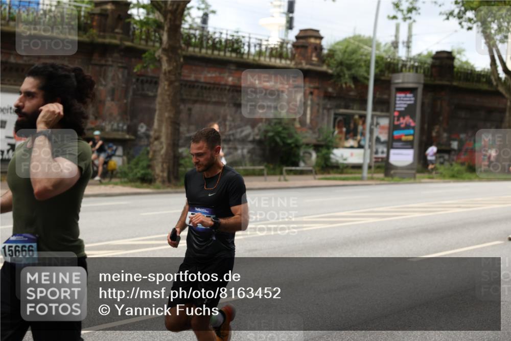 29.06.2025 - hella hamburg halbmarathon Yannick Fuchs http://msf.ph/oto/8163452 29.06.2025 10:39:44 20KM 2188, 2367, 2470, 4997, 5623, 5648, 5706, 6054, 6375, 6819, 6831, 7087, 7167, 7325, 7709, 7843, 8871, 9105, 9710, 9720, 10064, 10741, 11291, 11688, 11821, 12154, 12161, 12643, 12783, 13919, 14374, 15365, 15636, 15651, 15666, 15760, 16617, 16685, 16689, 16725, 16834, 17544, 17960, 18055, 18185, 18407, 18638, 18689, 18862, 19116 meine-sportfotos.de