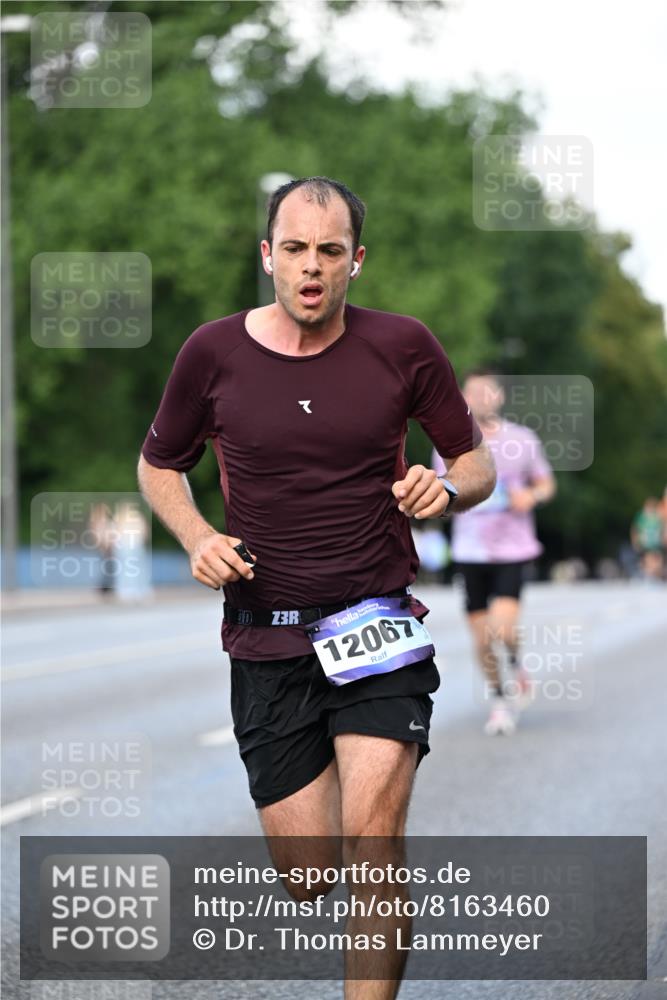 29.06.2025 - hella hamburg halbmarathon Dr. Thomas Lammeyer http://msf.ph/oto/8163460 29.06.2025 09:44:47 Kennedybrücke 2892, 4128, 4571, 6559, 7862, 10234, 10780, 11194 meine-sportfotos.de