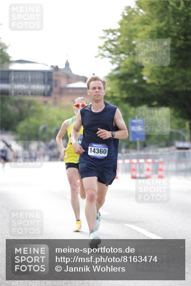 29.06.2025 - hella hamburg halbmarathon Jannik Wohlers http://msf.ph/oto/8163474 29.06.2025 09:40:27 Lombardsbrücke 5253, 6816, 9475, 11829, 12373, 14360, 14766, 15526, 17771 meine-sportfotos.de