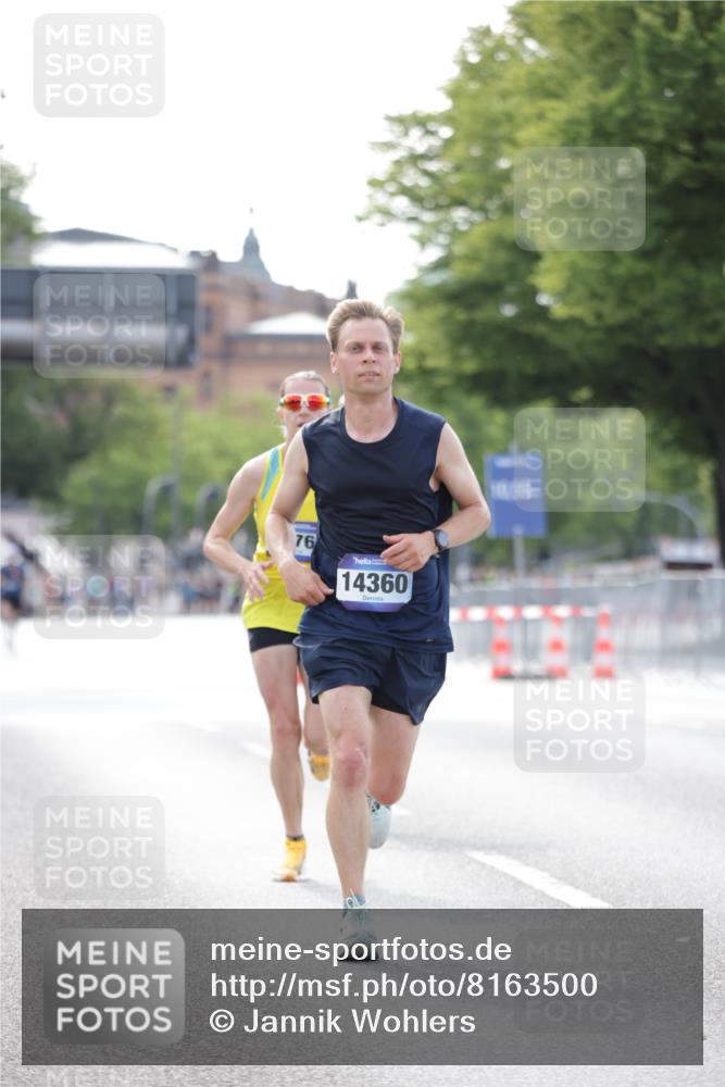 29.06.2025 - hella hamburg halbmarathon Jannik Wohlers http://msf.ph/oto/8163500 29.06.2025 09:40:27 Lombardsbrücke 5253, 6816, 9475, 11829, 12373, 14360, 14766, 15526, 17771 meine-sportfotos.de