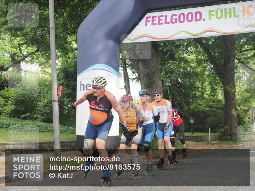 29.06.2025 - hella hamburg halbmarathon KatJ http://msf.ph/oto/8163575 29.06.2025 09:13:33 Zwischen KM18-KM19  meine-sportfotos.de