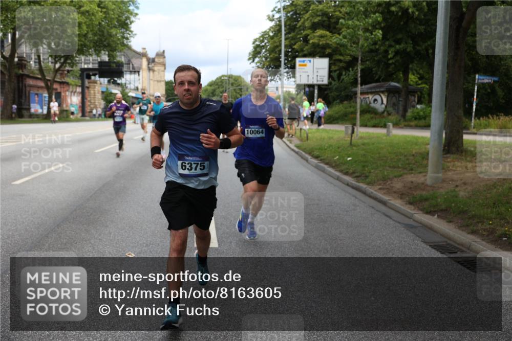 29.06.2025 - hella hamburg halbmarathon Yannick Fuchs http://msf.ph/oto/8163605 29.06.2025 10:39:47 20KM 2188, 2270, 2367, 2470, 3186, 4277, 5623, 5648, 5706, 6054, 6375, 6819, 6831, 7056, 7087, 7709, 8374, 9105, 9710, 9720, 10064, 10741, 11291, 11688, 11821, 12643, 12783, 13919, 14374, 14764, 15365, 15636, 15651, 16513, 16617, 16689, 16725, 17544, 17960, 18055, 18185, 18346, 18407, 18638, 18862, 19116 meine-sportfotos.de