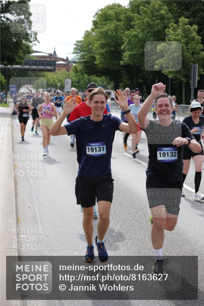 29.06.2025 - hella hamburg halbmarathon Jannik Wohlers http://msf.ph/oto/8163627 29.06.2025 10:20:22 Lombardsbrücke 2053, 2101, 2325, 2834, 2923, 2945, 3247, 3781, 4288, 4350, 4422, 4754, 4869, 5625, 6608, 8113, 8940, 9005, 9011, 9236, 9981, 10050, 10350, 11100, 11145, 11995, 12844, 14138, 14157, 14246, 14342, 14344, 14500, 14502, 14503, 14610, 14611, 14615, 14670, 15513, 16135, 16254, 16638, 16950, 17095, 17155, 17581, 17832, 17987, 18007, 18141, 18423, 18620, 18908, 19014, 19124, 19125, 19131, 19132 meine-sportfotos.de