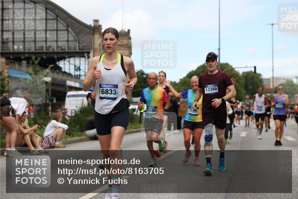 29.06.2025 - hella hamburg halbmarathon Yannick Fuchs http://msf.ph/oto/8163705 29.06.2025 11:18:00 20KM 1131, 1269, 2886, 2901, 3837, 4395, 4697, 5035, 5063, 5079, 6872, 6977, 7169, 7188, 7190, 7248, 7370, 7672, 7891, 7978, 8085, 8892, 9635, 9714, 10041, 10065, 10977, 11792, 11803, 13366, 13386, 13453, 13500, 14024, 14055, 14240, 14633, 14901, 14903, 15343, 15404, 15569, 16154, 16586, 16600, 16781, 16791, 16833, 16991, 17490, 17559, 17699, 18007, 18046, 18362, 18417, 18620 meine-sportfotos.de