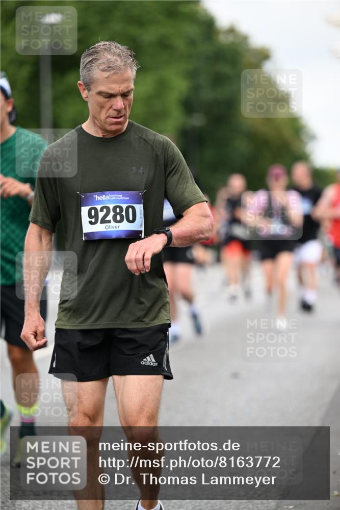 29.06.2025 - hella hamburg halbmarathon Dr. Thomas Lammeyer http://msf.ph/oto/8163772 29.06.2025 10:08:59 Kennedybrücke 1126, 1316, 1347, 1559, 2011, 2424, 2463, 2540, 2698, 2852, 3994, 4146, 4293, 4538, 6311, 6907, 6908, 7017, 8089, 8217, 9280, 10100, 10709, 10834, 11088 meine-sportfotos.de