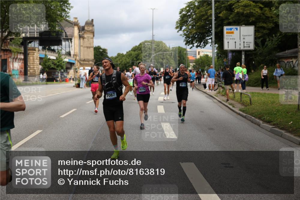 29.06.2025 - hella hamburg halbmarathon Yannick Fuchs http://msf.ph/oto/8163819 29.06.2025 10:39:51 20KM 2188, 2270, 2367, 2470, 2707, 3186, 4277, 5623, 5648, 5706, 6054, 6819, 6831, 7056, 7087, 7385, 7709, 8374, 9105, 9710, 9720, 10741, 11291, 11688, 11821, 12643, 12783, 13919, 14374, 14385, 14764, 15365, 15563, 15636, 15651, 16513, 16617, 16725, 17544, 17960, 18055, 18185, 18346, 18407, 18637, 18638, 18862, 18878, 19116 meine-sportfotos.de