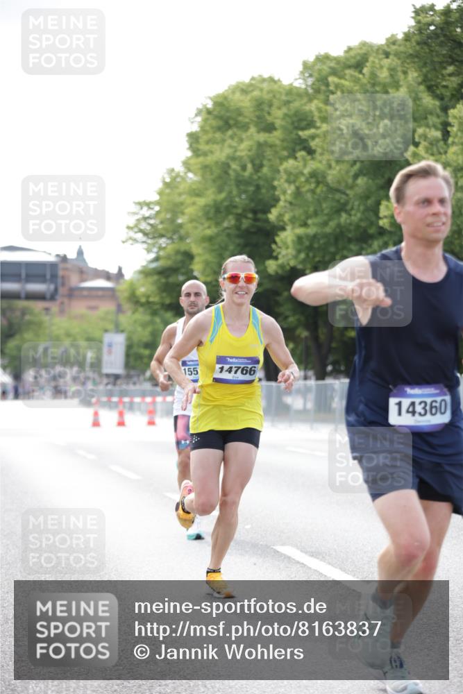 29.06.2025 - hella hamburg halbmarathon Jannik Wohlers http://msf.ph/oto/8163837 29.06.2025 09:40:29 Lombardsbrücke 11829, 12373, 14360, 14766, 15526, 17771 meine-sportfotos.de