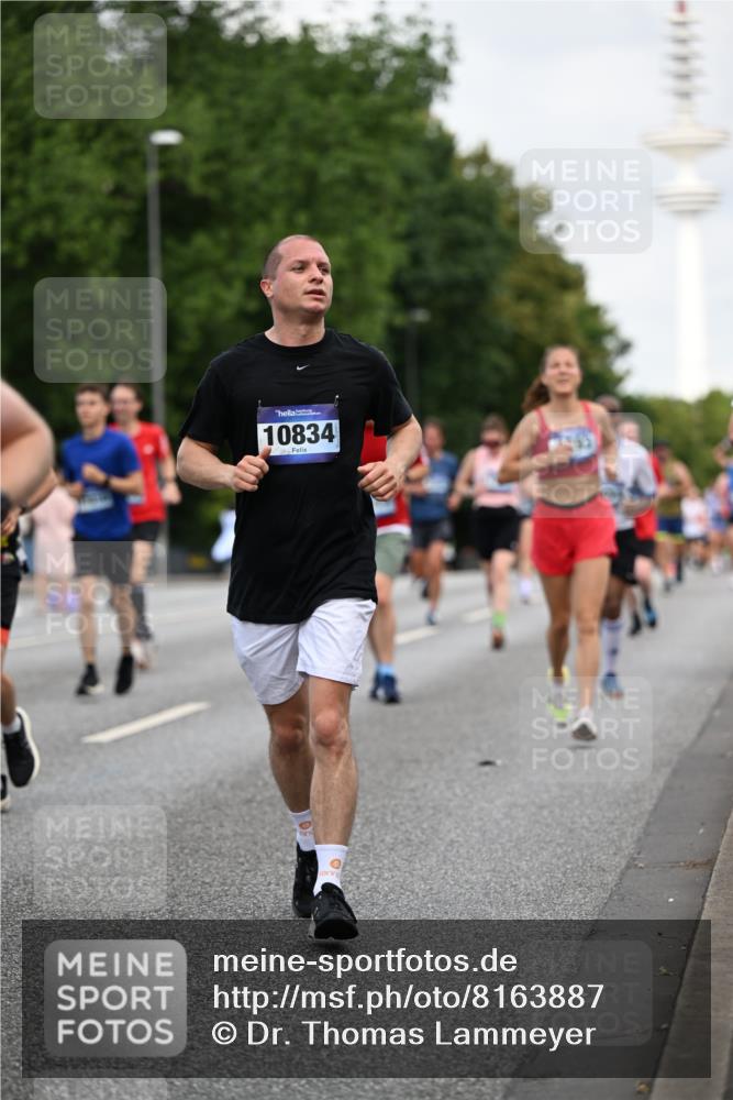 29.06.2025 - hella hamburg halbmarathon Dr. Thomas Lammeyer http://msf.ph/oto/8163887 29.06.2025 10:09:04 Kennedybrücke 1126, 1316, 1347, 1559, 2424, 2463, 2540, 2698, 2852, 3071, 3994, 4293, 4394, 4538, 6311, 6907, 6908, 7017, 8089, 9280, 10100, 10709, 10834, 11088 meine-sportfotos.de