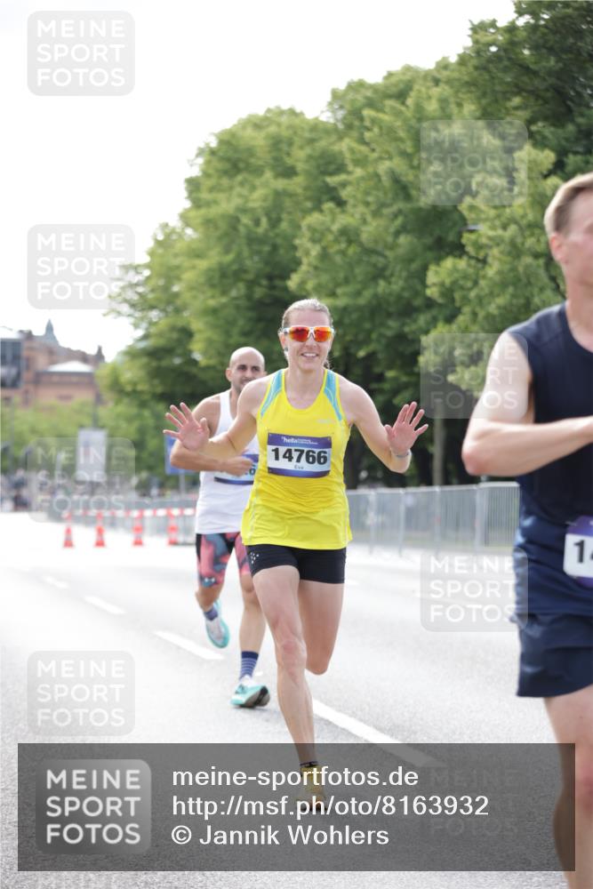 29.06.2025 - hella hamburg halbmarathon Jannik Wohlers http://msf.ph/oto/8163932 29.06.2025 09:40:29 Lombardsbrücke 11829, 12373, 14360, 14766, 15526, 17771 meine-sportfotos.de