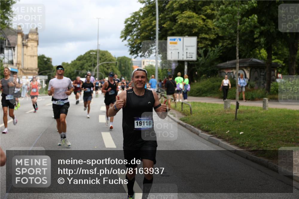 29.06.2025 - hella hamburg halbmarathon Yannick Fuchs http://msf.ph/oto/8163937 29.06.2025 10:39:54 20KM 2188, 2270, 2367, 2470, 2590, 2707, 3056, 3186, 4277, 4854, 5623, 5648, 5706, 6054, 6071, 6819, 6831, 7056, 7087, 7385, 7709, 8374, 9105, 9585, 9710, 11291, 11495, 11821, 12643, 12783, 13919, 14374, 14385, 14764, 15365, 15563, 15636, 15651, 16513, 16617, 16725, 17499, 17544, 17674, 17960, 18081, 18185, 18346, 18407, 18637, 18638, 18862, 18878, 19116 meine-sportfotos.de