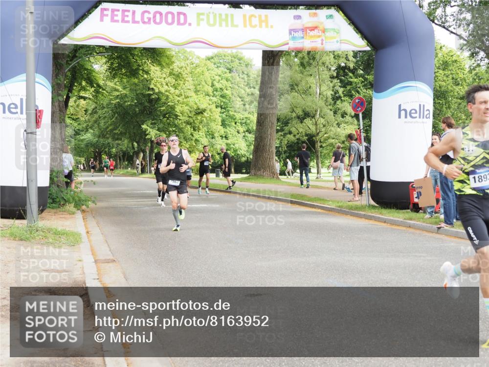 29.06.2025 - hella hamburg halbmarathon MichiJ http://msf.ph/oto/8163952 29.06.2025 10:13:18 Zwischen KM18-KM19 7862, 9151, 18897, 18930 meine-sportfotos.de