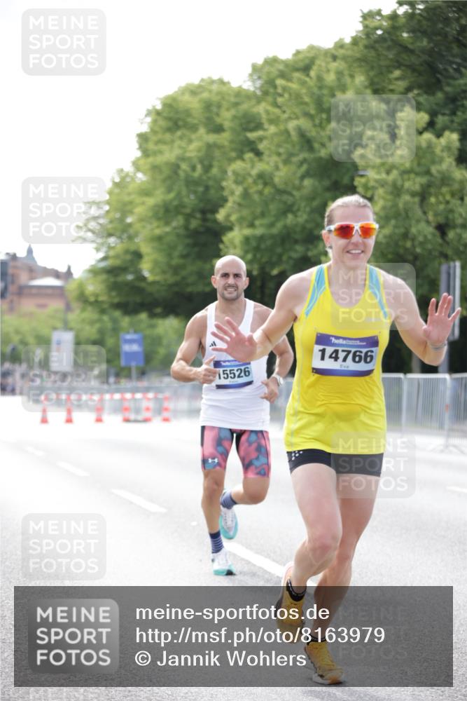 29.06.2025 - hella hamburg halbmarathon Jannik Wohlers http://msf.ph/oto/8163979 29.06.2025 09:40:30 Lombardsbrücke 11829, 14360, 14766, 15526, 17771 meine-sportfotos.de